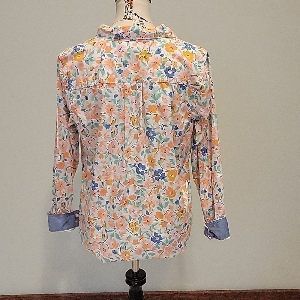 St. John's Bay button down shirt with pink, blue yellow flowers. Denim trim L - Picture 3 of 9